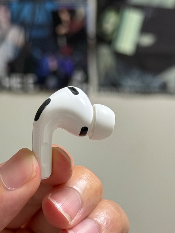 AirPods Pro 3（オーディオ・スピーカー）の商品画像 - 査定依頼日：2026年6月17日 - 最高査定価格：12,100円