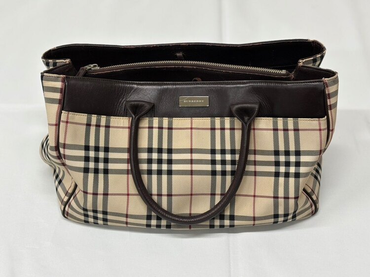 その他 バーバリー （ブランドバッグ）の商品画像 - 査定依頼日：2025年5月20日 - 最高査定価格：8,000円