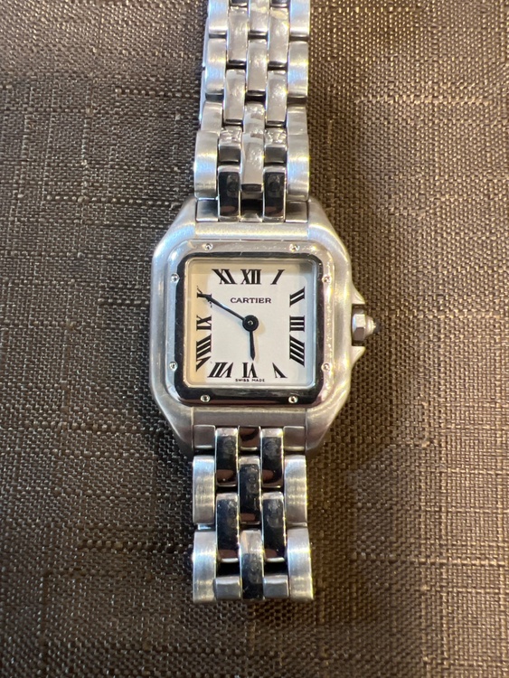 cartier 1320（高級時計）の商品画像 - 査定依頼日：2026年3月29日 - 最高査定価格：600,000円