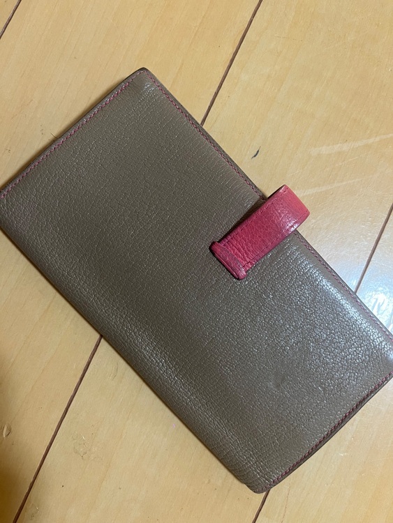 べアンスフレエトゥープピンクN刻印（ブランド財布・小物）の商品画像 - 査定依頼日：2025年10月21日 - 最高査定価格：25,000円