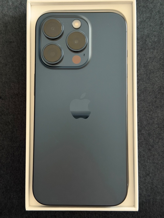 iPhone15pro 256GB（スマホ）の商品画像 - 査定依頼日：2026年6月4日 - 最高査定価格：82,000円