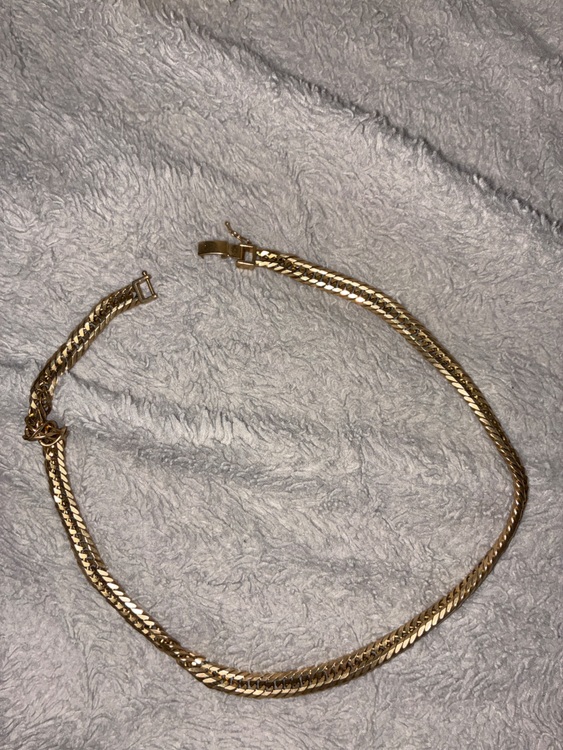 金ネックレス18k 104g（金・貴金属）の商品画像 - 査定依頼日：2025年10月18日 - 最高査定価格：1,764,000円