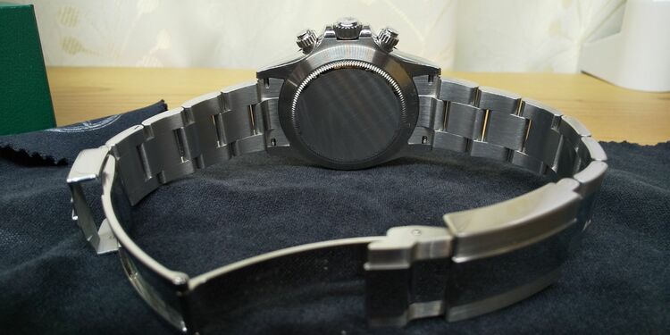 116500LN 黒文字盤（高級時計）の商品画像 - 査定依頼日：2025年6月24日 - 最高査定価格：3,600,000円