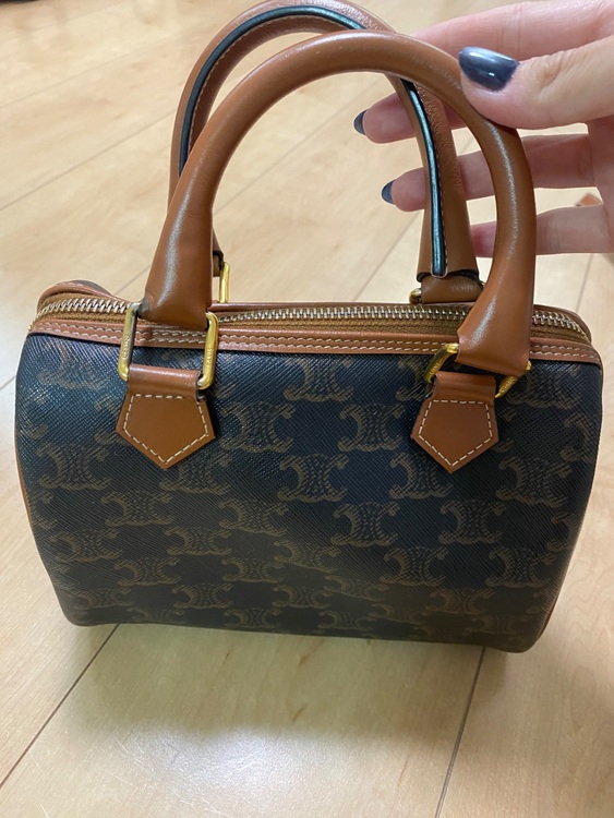 スモールボストン（ブランドバッグ）の商品画像 - 査定依頼日：2025年10月6日 - 最高査定価格：125,000円