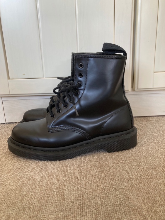 マーチン（古着・ファッション）の商品画像 - 査定依頼日：2026年3月22日 - 最高査定価格：4,000円