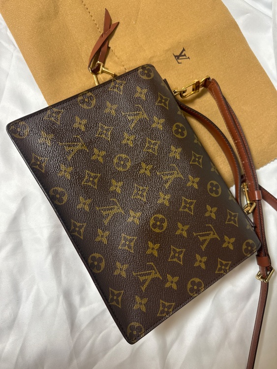 モンソー（ブランドバッグ）の商品画像 - 査定依頼日：2025年9月19日 - 最高査定価格：90,000円