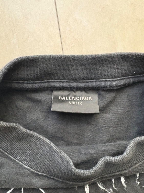 バレンシアガ  （ブランドバッグ）の商品画像 - 査定依頼日：2025年10月28日 - 最高査定価格：23,000円