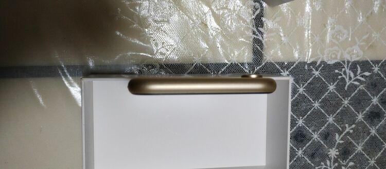 iPhone　XR（スマホ）の商品画像 - 査定依頼日：2025年7月5日 - 最高査定価格：14,000円