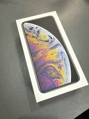 空箱とイヤホン（スマホ）の商品画像 - 査定依頼日：2025年8月31日 - 最高査定価格：31,000円