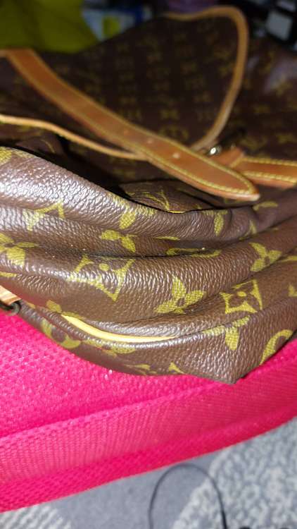 ソミュール（ブランドバッグ）の商品画像 - 査定依頼日：2022年9月24日 - 最高査定価格：25,000円