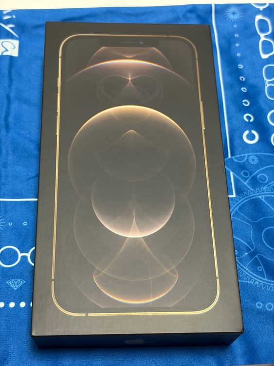 iPhone12 ProMAX Gold 256GB（スマホ）の商品画像 - 査定依頼日：2025年12月10日 - 最高査定価格：46,000円