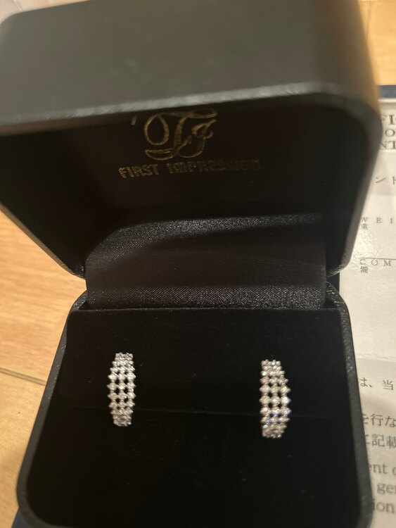 ダイヤモンドピアス（宝石）の商品画像 - 査定依頼日：2025年5月30日 - 最高査定価格：70,000円