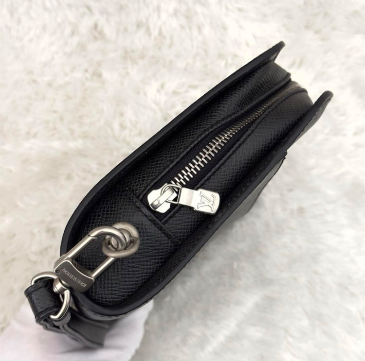 ルイヴィトン タイガ （ブランドバッグ）の商品画像 - 査定依頼日：2025年6月3日 - 最高査定価格：50,000円