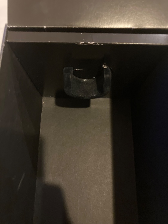 シャンパン ドン・ペリニヨン （お酒）の商品画像 - 査定依頼日：2026年1月16日 - 最高査定価格：19,500円