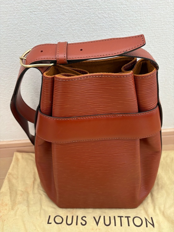 サックデポール （ブランドバッグ）の商品画像 - 査定依頼日：2026年1月5日 - 最高査定価格：40,000円