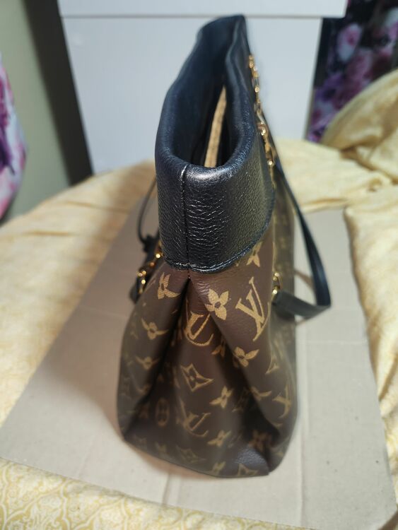 パラスショッパー（ブランドバッグ）の商品画像 - 査定依頼日：2025年9月17日 - 最高査定価格：150,000円