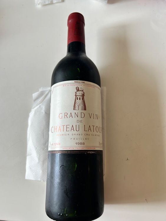 ワイン シャトーラトゥール （お酒）の商品画像 - 査定依頼日：2025年10月13日 - 最高査定価格：50,000円