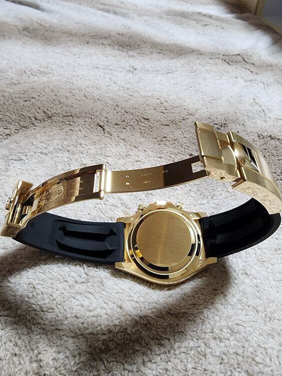 ロレックス デイトナ 126518L（高級時計）の商品画像 - 査定依頼日：2024年12月20日 - 最高査定価格：6,250,000円