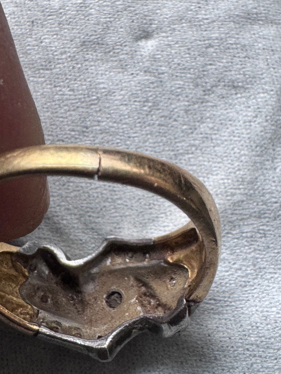 K18 Pt900リング 指輪 コンビデザイン 6.2g ジュエリー（宝石）の商品画像 - 査定依頼日：2026年4月7日 - 最高査定価格：200,000円