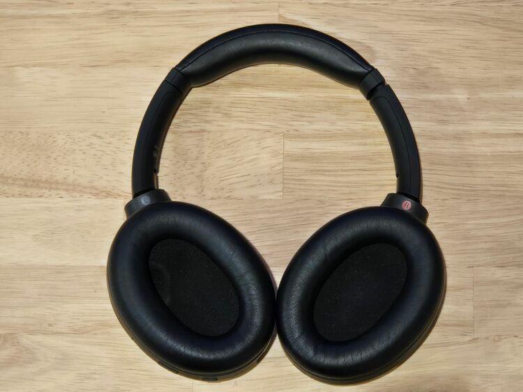 SONY WH-1000XM4（オーディオ・スピーカー）の商品画像 - 査定依頼日：2025年11月24日 - 最高査定価格：3,500円