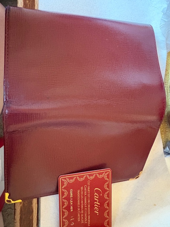 カルティエ　財布（ブランド財布・小物）の商品画像 - 査定依頼日：2025年9月14日 - 最高査定価格：2,000円