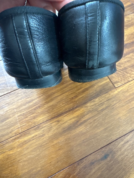 バレリーナシューズ（ブランド財布・小物）の商品画像 - 査定依頼日：2025年9月22日 - 最高査定価格：8,000円