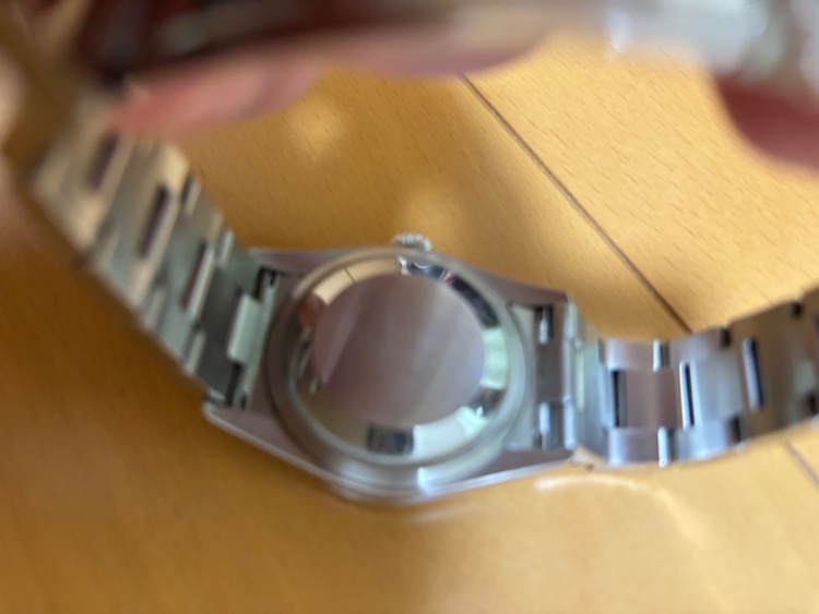 ロレックス エクスプローラー 11427（高級時計）の商品画像 - 査定依頼日：2025年12月20日 - 最高査定価格：950,000円