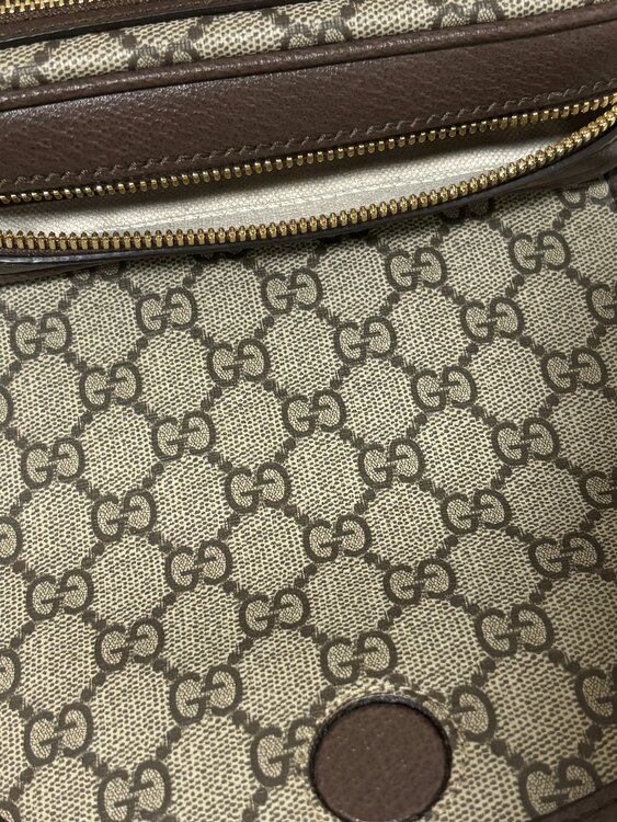 GUCCI ショルダーバッグ（ブランドバッグ）の商品画像 - 査定依頼日：2025年4月26日 - 最高査定価格：100,000円