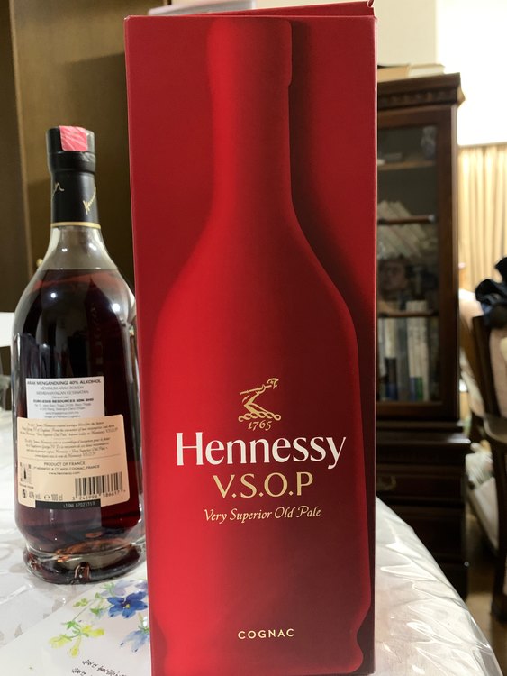 ブランデー ヘネシー （お酒）の商品画像 - 査定依頼日：2023年11月15日 - 最高査定価格：5,000円