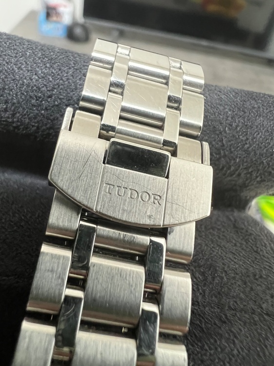 チューダー その他 2850（高級時計）の商品画像 - 査定依頼日：2025年8月22日 - 最高査定価格：300,000円