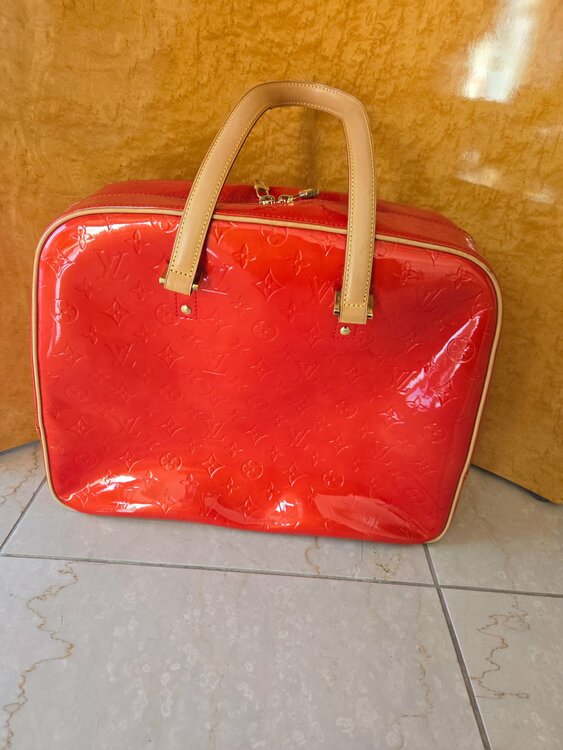 ルイヴィトン（ブランドバッグ）の商品画像 - 査定依頼日：2026年2月4日 - 最高査定価格：35,000円