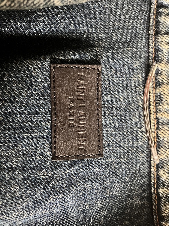 サンローランデニムジャケット（古着・ファッション）の商品画像 - 査定依頼日：2026年2月17日 - 最高査定価格：12,000円