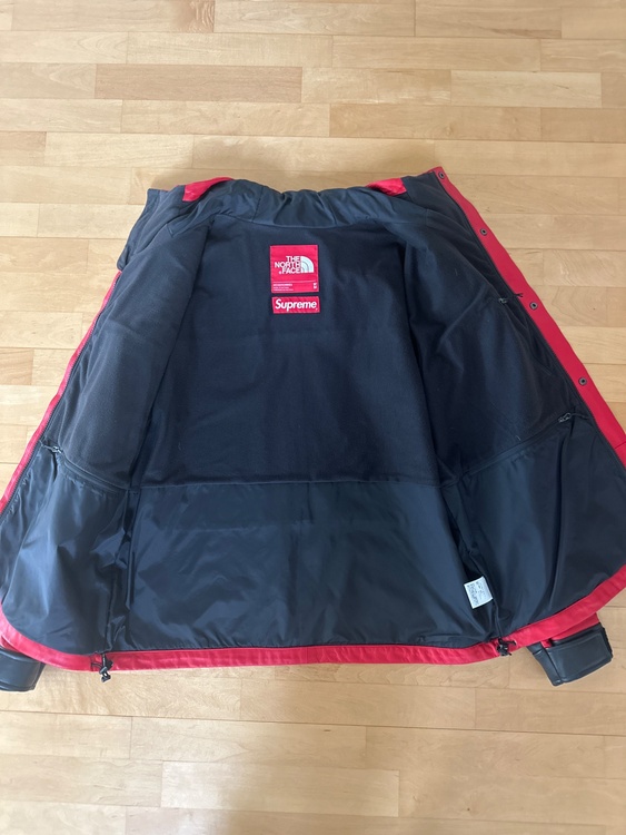 SUPREME ✖️THE NORTH FACE レザーマウンテンパーカー（古着・ファッション）の商品画像 - 査定依頼日：2026年2月7日 - 最高査定価格：70,000円