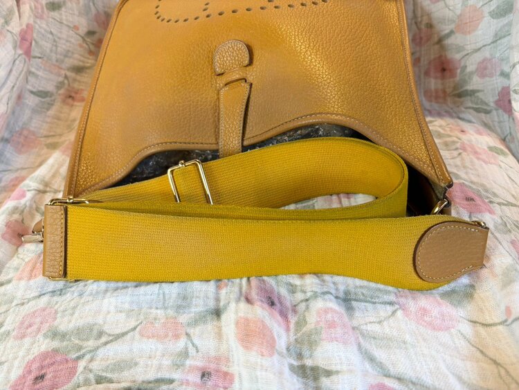 エブリンPM （ブランドバッグ）の商品画像 - 査定依頼日：2026年3月30日 - 最高査定価格：120,000円