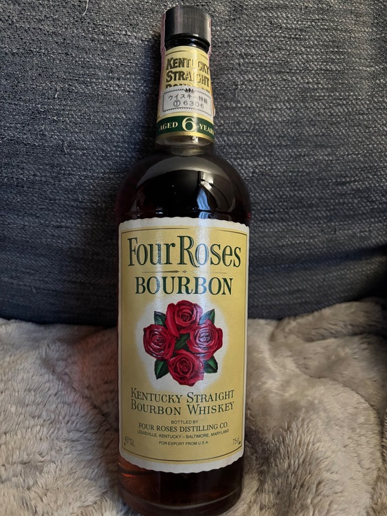 フォア ローゼス（お酒）の商品画像 - 査定依頼日：2025年11月27日 - 最高査定価格：1,000円