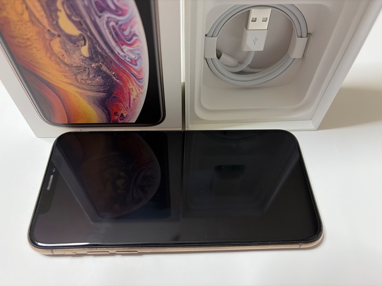 iPhone XS ゴールド、(詳細は下記)（スマホ）の商品画像 - 査定依頼日：2026年3月9日 - 最高査定価格：15,000円