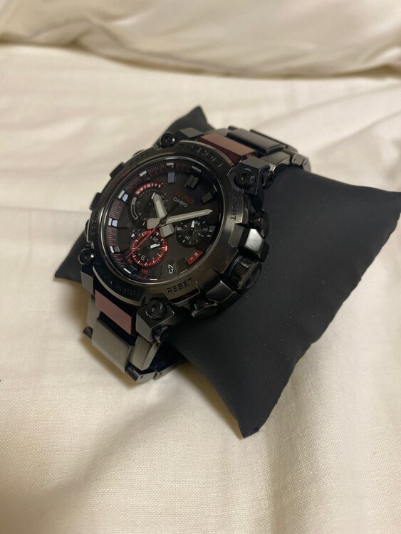 G-SHOCK その他 MTG-B3000BD-1AJF（高級時計）の商品画像 - 査定依頼日：2025年4月25日 - 最高査定価格：32,000円