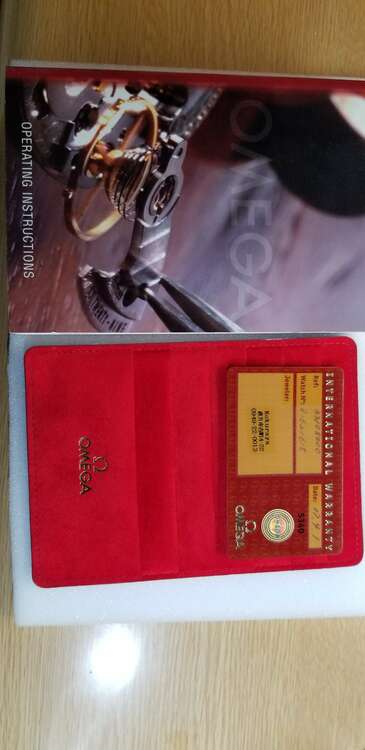 オメガ スピードマスター 321050（高級時計）の商品画像 - 査定依頼日：2025年5月29日 - 最高査定価格：330,000円