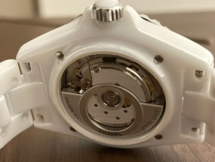 J12 ファントム（高級時計）の商品画像 - 査定依頼日：2025年5月15日 - 最高査定価格：550,000円