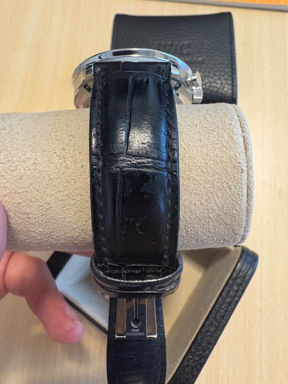 IWC ポルトギーゼ IW37160（高級時計）の商品画像 - 査定依頼日：2025年6月18日 - 最高査定価格：760,000円