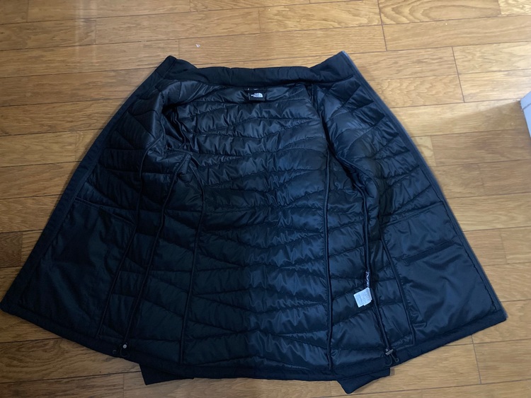 ザノースフェイス ホワイトレーベル VX HEAT ジャケット】（古着・ファッション）の商品画像 - 査定依頼日：2025年10月10日 - 最高査定価格：1,000円