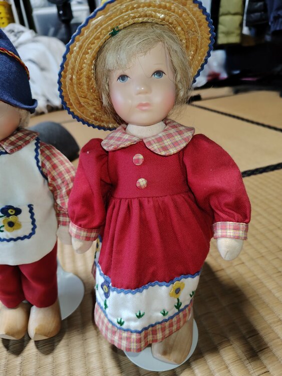 ドイツ　ケテ·クルーゼ　オランダの2人（美術品・骨董品）の商品画像 - 査定依頼日：2026年6月27日 - 最高査定価格：7,000円