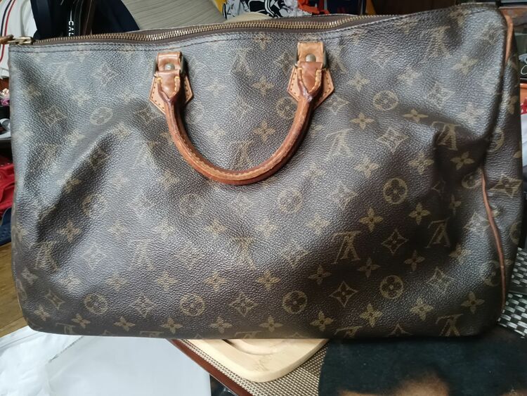 ルイヴィトン スピーディー （ブランドバッグ）の商品画像 - 査定依頼日：2025年6月8日 - 最高査定価格：40,000円