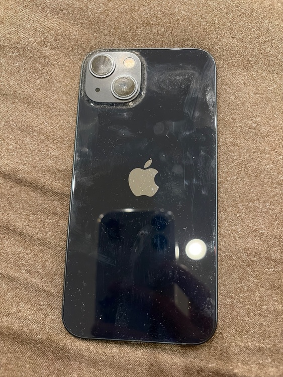 iPhone 13 128GB au（スマホ）の商品画像 - 査定依頼日：2026年5月3日 - 最高査定価格：40,000円