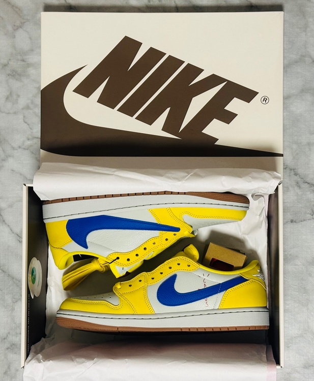 Travis Scott × Nike Air Jordan 1 Canary（古着・ファッション）の商品画像 - 査定依頼日：2026年8月29日 - 最高査定価格：28,000円