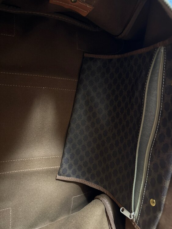 セリーヌ  （ブランドバッグ）の商品画像 - 査定依頼日：2024年12月24日 - 最高査定価格：40,000円