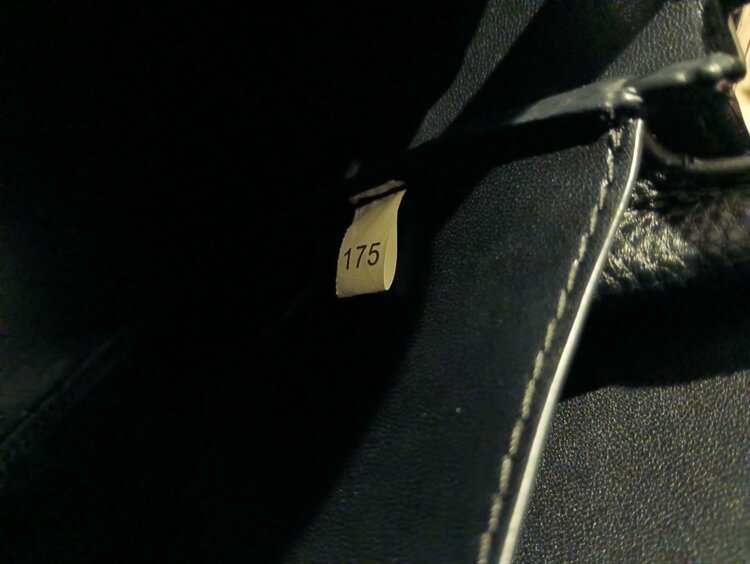 プラダ  （ブランドバッグ）の商品画像 - 査定依頼日：2026年1月29日 - 最高査定価格：210,000円