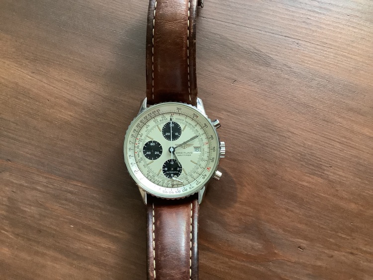 ブライトリング ナビタイマー （高級時計）の商品画像 - 査定依頼日：2025年8月16日 - 最高査定価格：350,000円