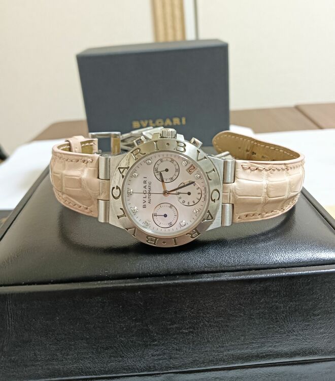 ディアゴノオートマチック　ダイヤモンド　クロノグラフ（高級時計）の商品画像 - 査定依頼日：2025年10月28日 - 最高査定価格：182,000円