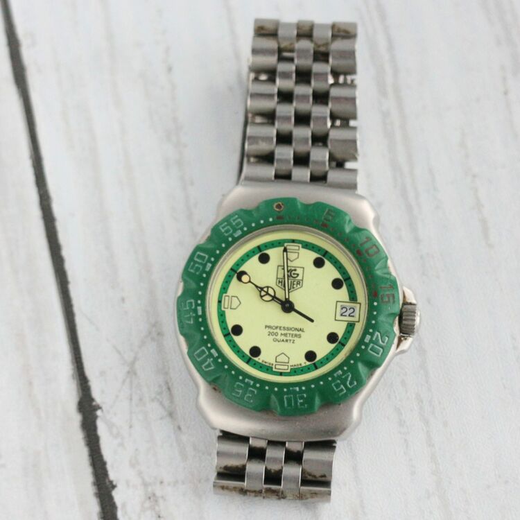 タグホイヤー TAG HEUER フォーミュラ1 ボーイズ プロフェッショナル（高級時計）の商品画像 - 査定依頼日：2025年10月22日 - 最高査定価格：25,000円